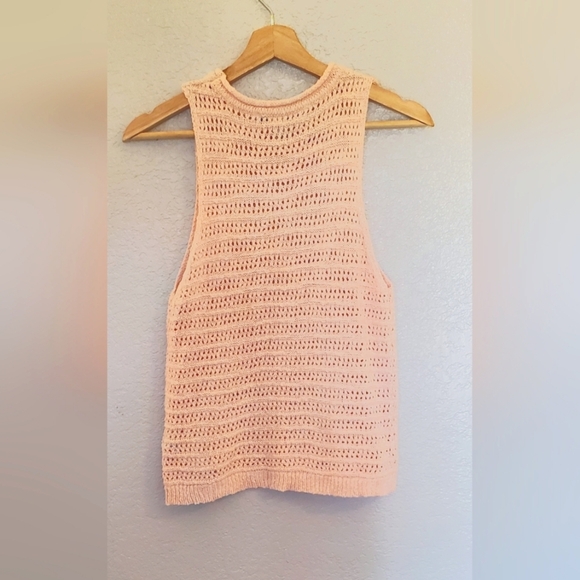 FV21 Crochet Knit Pink Sleeveless Top Size Small Cotton Blend - Picture 8 of 9